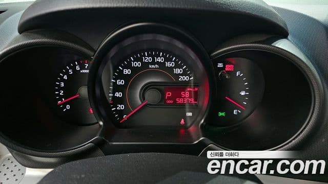 Kia Ray Luxury, 2014 8