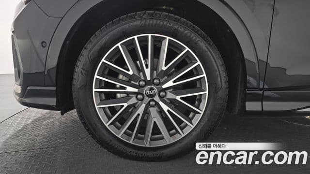 Audi Q3 (F3) Premium, 2023 все фото