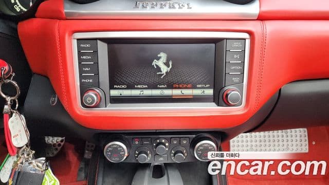 Ferrari 캘리포니아 T 3.9 V8, 2016 15