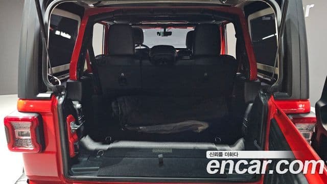 Jeep Wrangler (JL) 2.0 Rubicon 4도어, 2021 20
