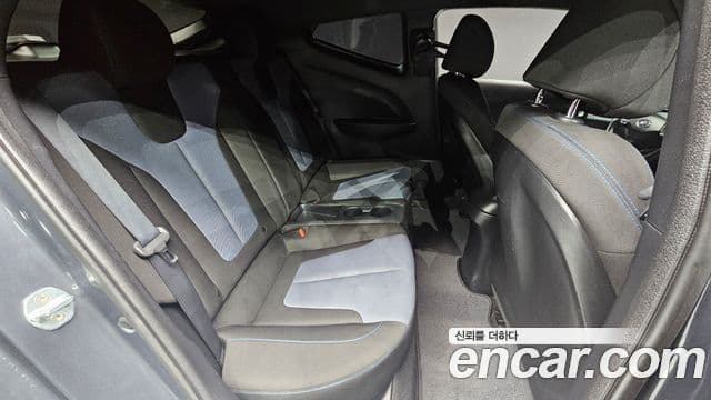 Hyundai Veloster (JS) Modern, 2019 18