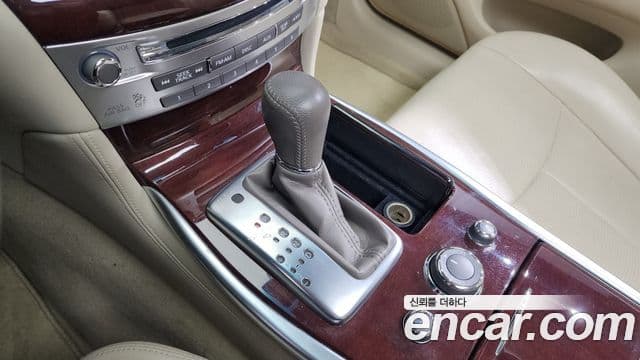 Infiniti Q70 Style, 2017 9