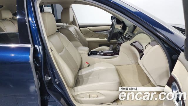 Infiniti Q70 Style, 2017 11