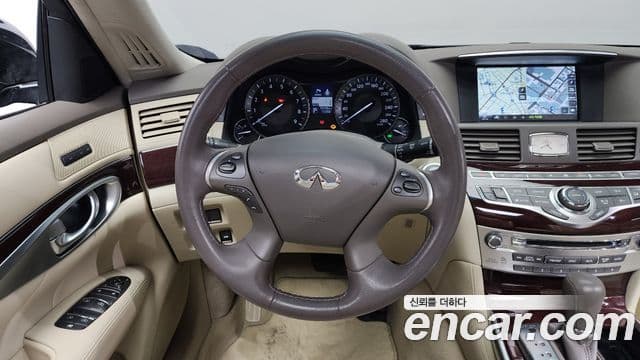 Infiniti Q70 Style, 2017 13