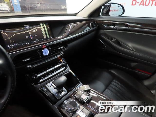 Genesis EQ900 Luxury, 2016 10