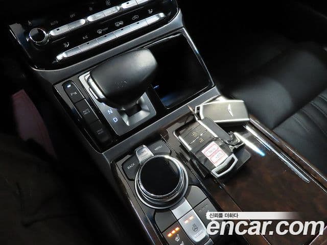 Genesis EQ900 Luxury, 2016 12