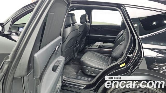 Genesis GV80 чёрный, 2025 13