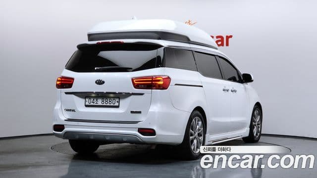 Kia The / новый New Carnival Noblesse Special, 2019 2