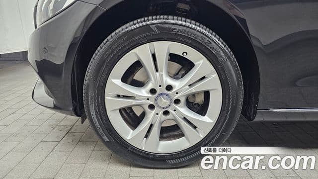 Mercedes-Benz C-класс W205 C220 d 4MATIC, 2016 все фото