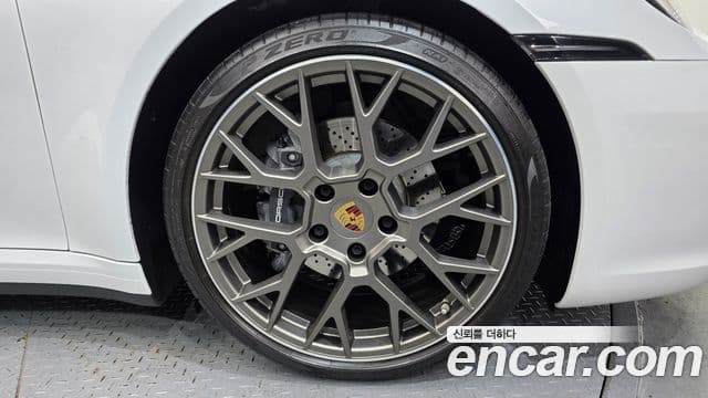 Porsche 911 (992) Carrera 4 кабриолет, 2024 все фото