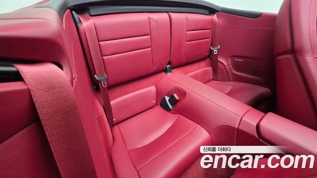 Porsche 911 (992) Carrera 4 кабриолет, 2024 18