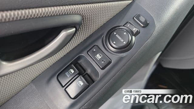 Hyundai Grand Starex CVX Luxury, 2012 12