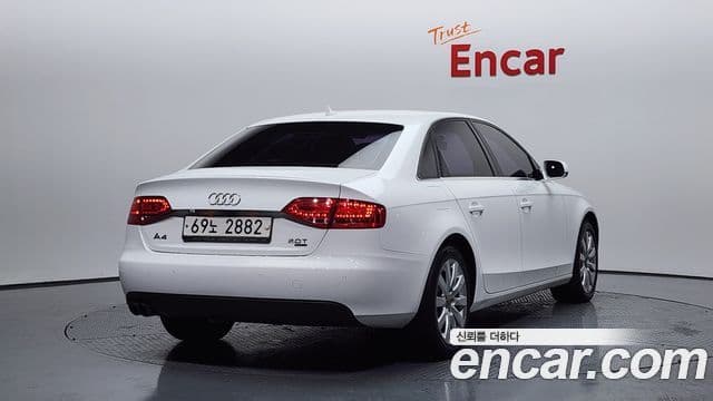 Audi New A4 B8, 2011 2