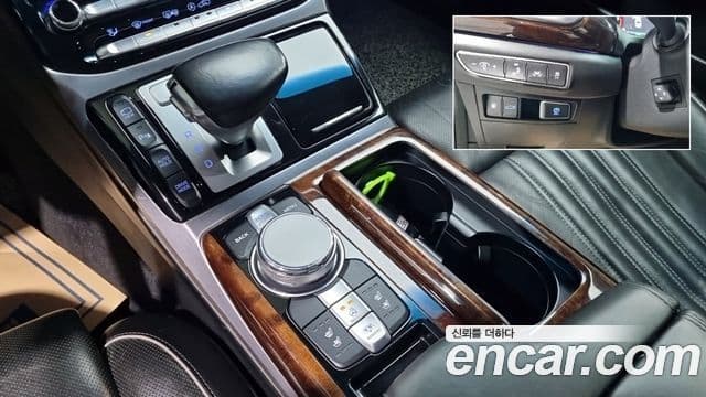 Genesis EQ900 Prestige, 2016 15