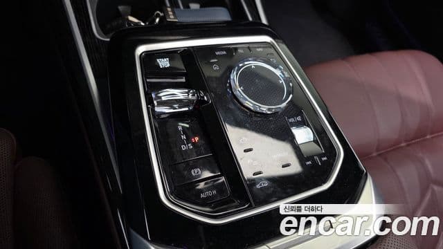 BMW 7시리즈 (G70) 740d xDrive M Sport, 2025 9