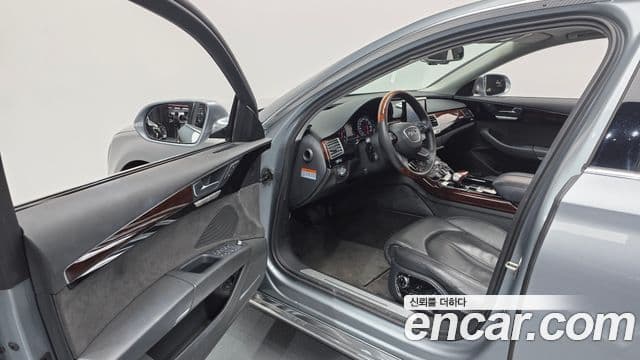 Audi New A8 D4, 2011 11