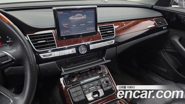 Audi New A8 D4, 2011 14