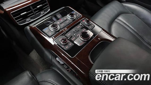 Audi New A8 D4, 2011 18