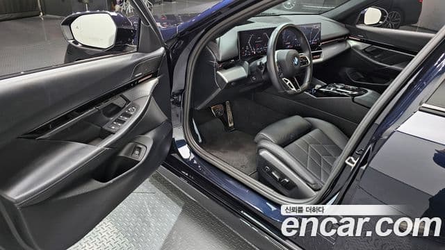 BMW 5시리즈 (G60) 523d M Sport, 2024 11