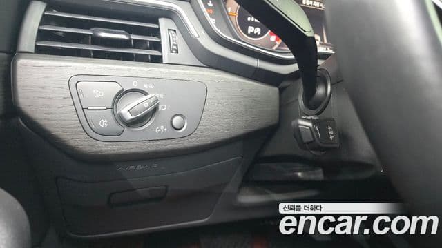 Audi A4 (B9) Premium, 2018 16