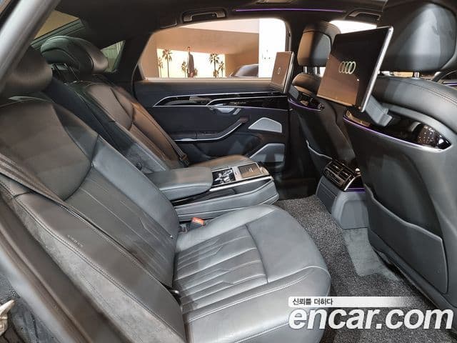 Audi A8 (D5) 55 TFSI Quattro LWB, 2021 10