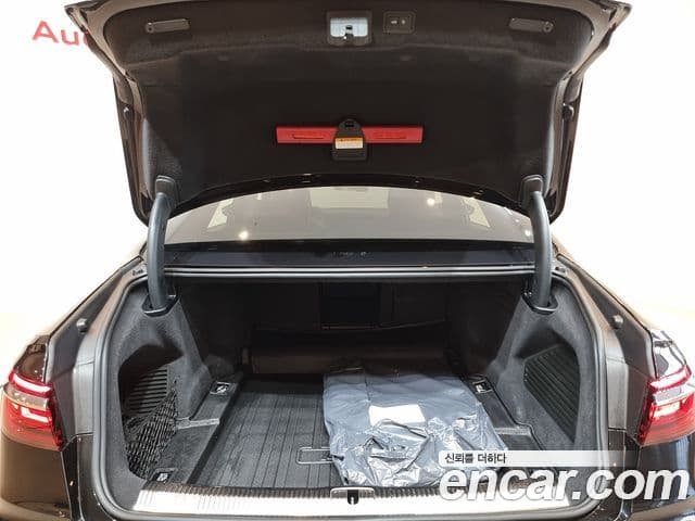 Audi A8 (D5) 55 TFSI Quattro LWB, 2021 15