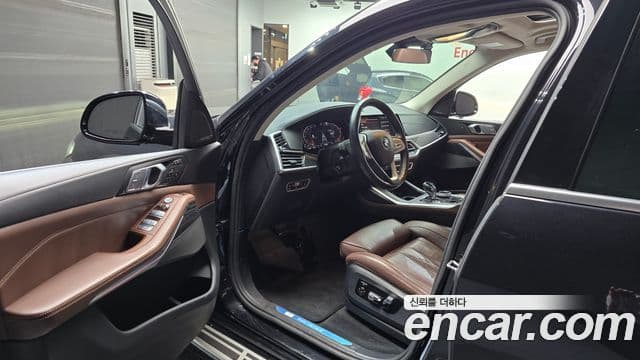 BMW X7 (G07) xDrive 40i Design Pure Excellence 7인승, 2021 10