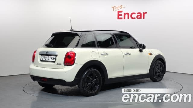 Mini Cooper 3세대, 2015 2