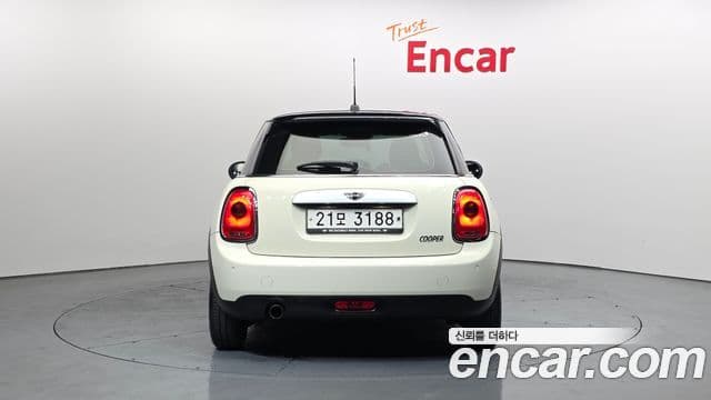 Mini Cooper 3세대, 2015 4