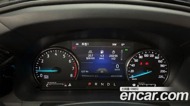 Ford Explorer 6세대 2.3 Limited 4WD, 2022 8