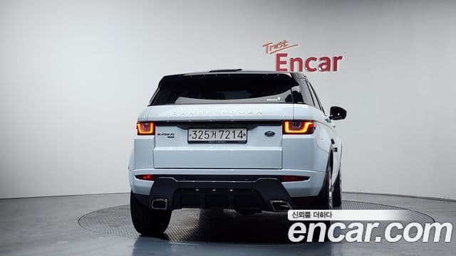 Land Rover Range Rover Evoque 2.0 TD4 HSE Dynamic, 2019 4