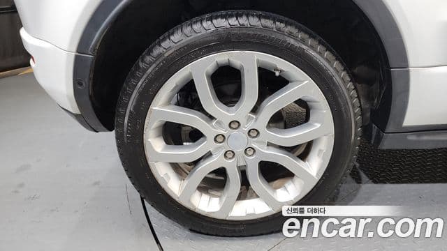 Land Rover Range Rover Evoque 2.0 TD4 HSE Dynamic, 2019 все фото