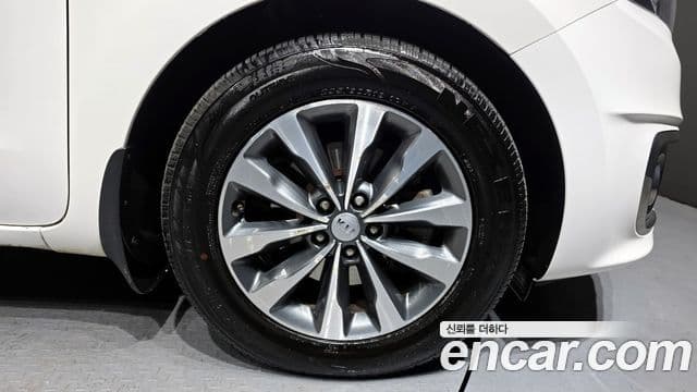 Kia All New Carnival Luxury, 2016 все фото