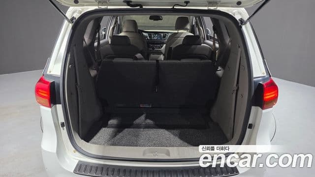 Kia All New Carnival Luxury, 2016 20