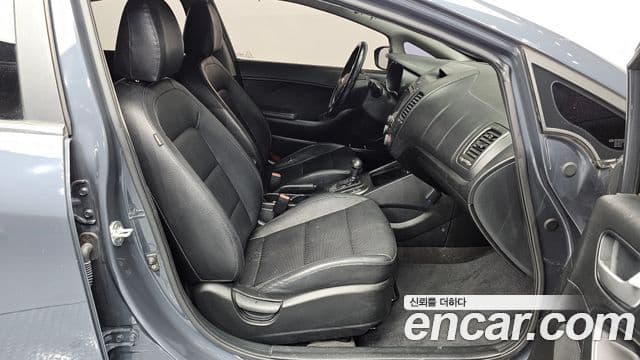 Kia K3 Luxury, 2015 10