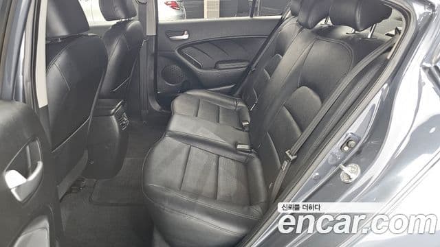 Kia K3 Luxury, 2015 12