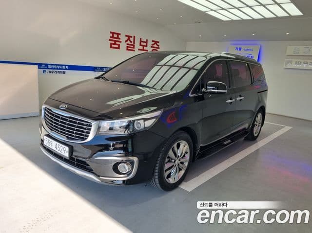 Kia All New Carnival VIP, 2018 3