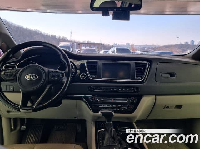 Kia All New Carnival VIP, 2018 7