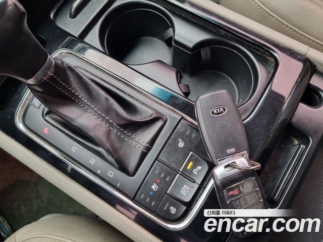 Kia All New Carnival VIP, 2018 9