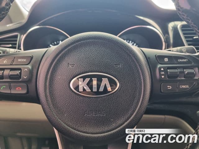 Kia All New Carnival VIP, 2018 13