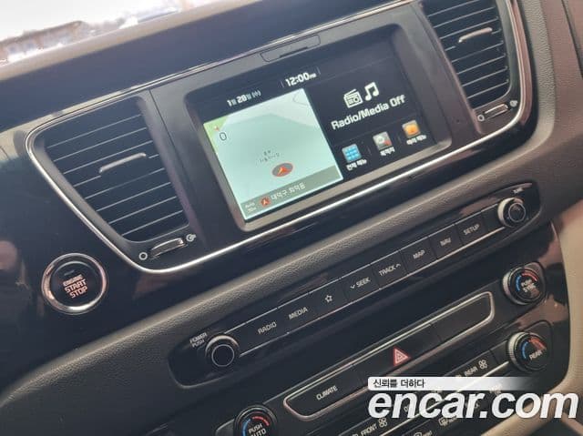 Kia All New Carnival VIP, 2018 14