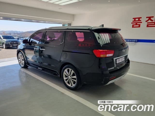 Kia All New Carnival VIP, 2018 17