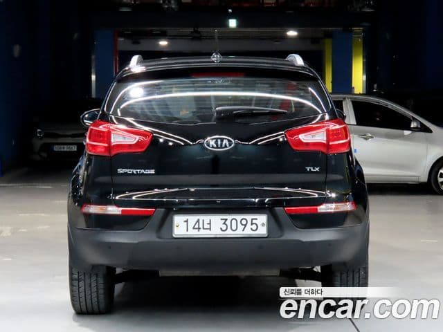 Kia Sportage R Premium, 2012 3