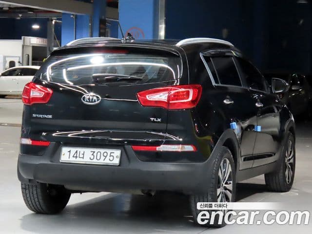 Kia Sportage R Premium, 2012 4