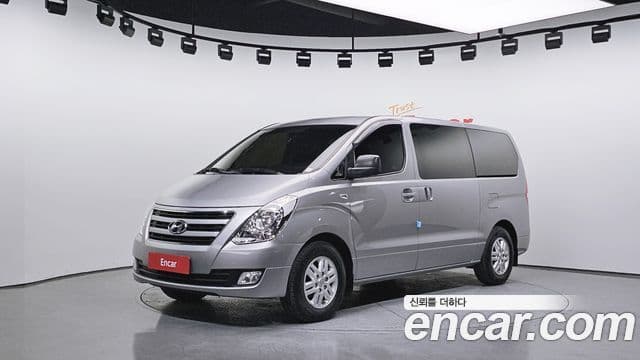 Hyundai Grand Starex Modern, 2017 1