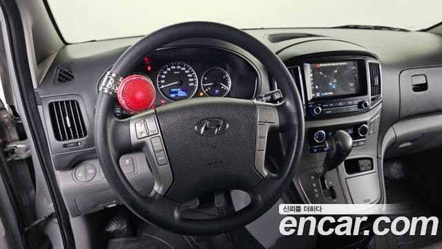 Hyundai Grand Starex Modern, 2017 16