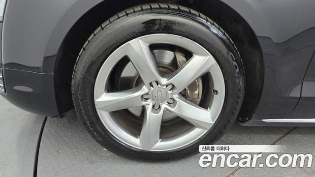 Audi New A8 D4, 2011 все фото