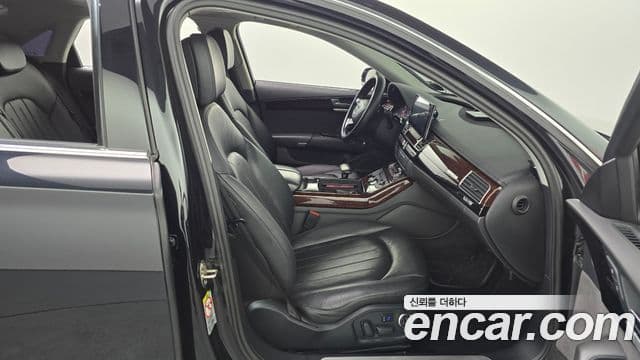 Audi New A8 D4, 2011 11