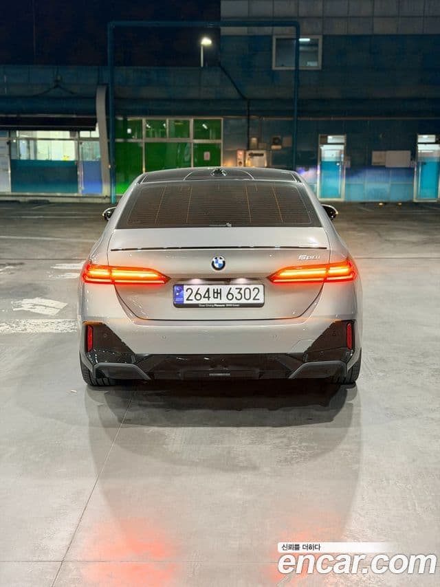 BMW 5시리즈 (G60) 520i Special Edition, 2025 все фото