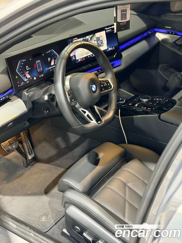 BMW 5시리즈 (G60) 520i Special Edition, 2025 9